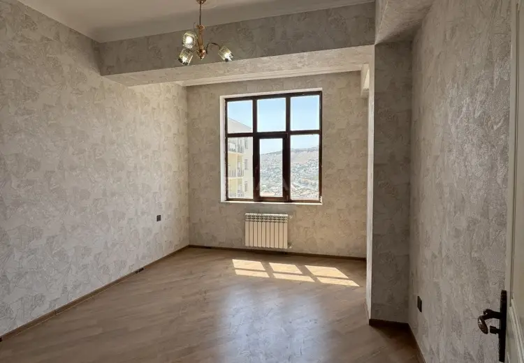 600 AZN - 3 otaqlı mənzil Kirayə (aylıq), Bayıl qəs., Salyan