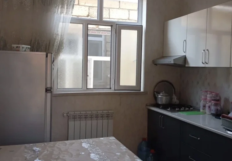 2 otaqlı mənzil Satılır, Bakı