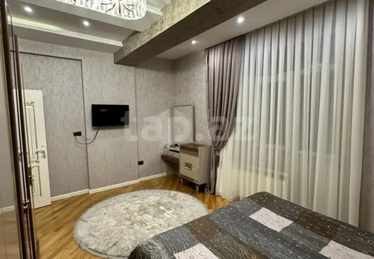 3 otaqlı mənzil , Bakı