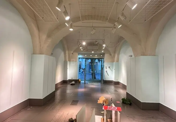 140 m² Obyekt / Ofis Kirayə (aylıq), Səbail, Bakı