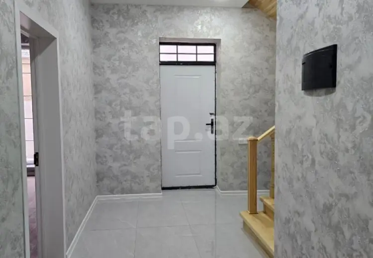 600 AZN - 5 otaqlı mənzil Kirayə (aylıq), Bakı