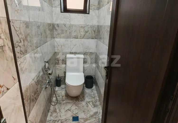 6 otaqlı mənzil , Şəki