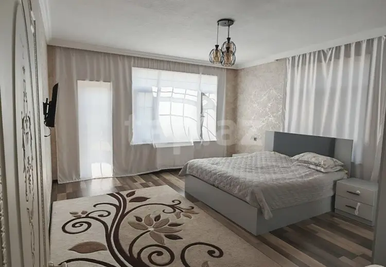 6 otaqlı mənzil , Şəki