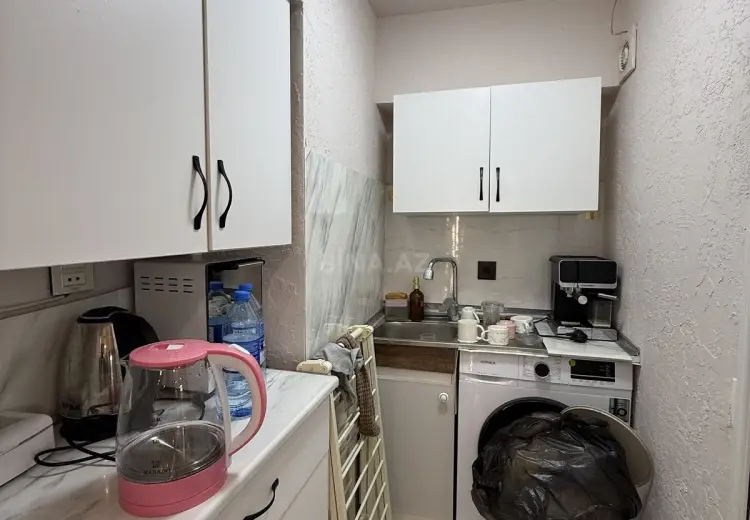 90 m² Obyekt / Ofis Satılır, Yasamal, Bakı