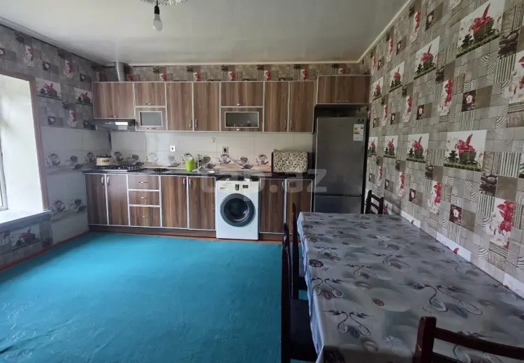 3 otaqlı mənzil , Oğuz