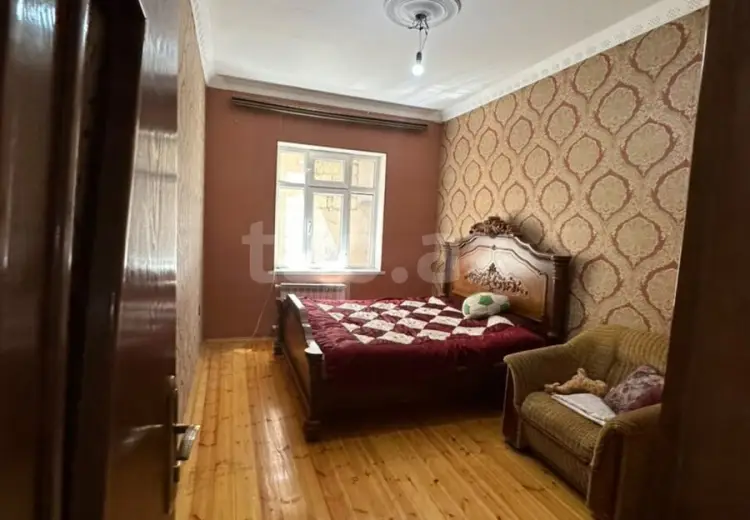 5 otaqlı mənzil , Xırdalan