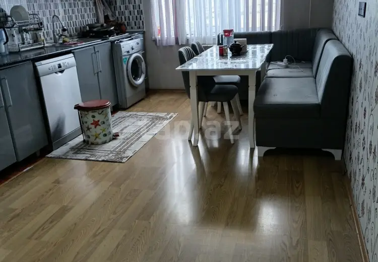 4 otaqlı mənzil , Bakı