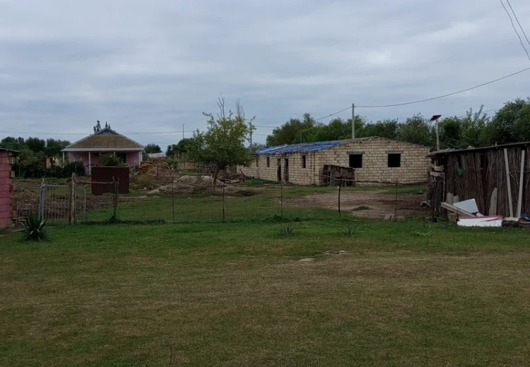 100 sot Torpaq Satılır, Sabirabad