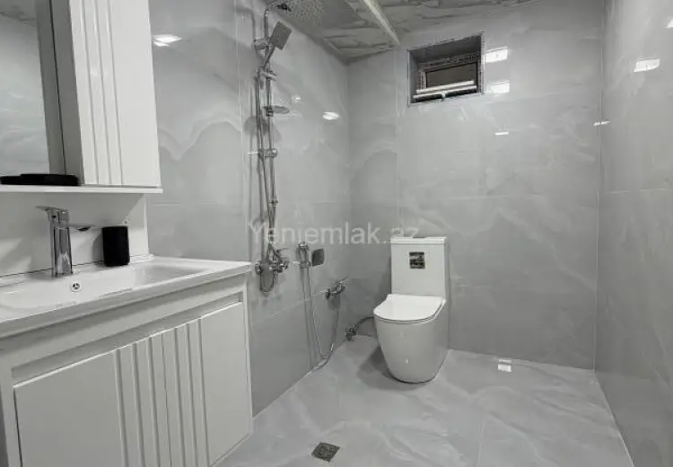 215 000 AZN - 6 otaqlı mənzil Satılır, Savalan qəs., Sabunçu, Bakı