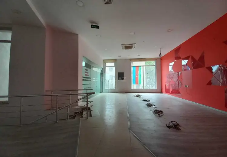 390 m² Obyekt / Ofis Kirayə (aylıq), Nərimanov, Bakı