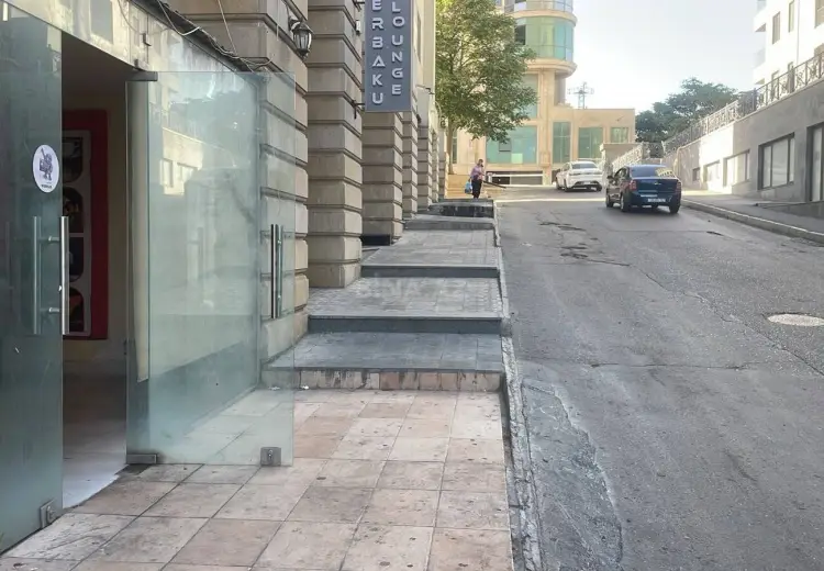 200 m² Obyekt / Ofis Kirayə (aylıq), Bayıl qəs., Səbail, Bakı