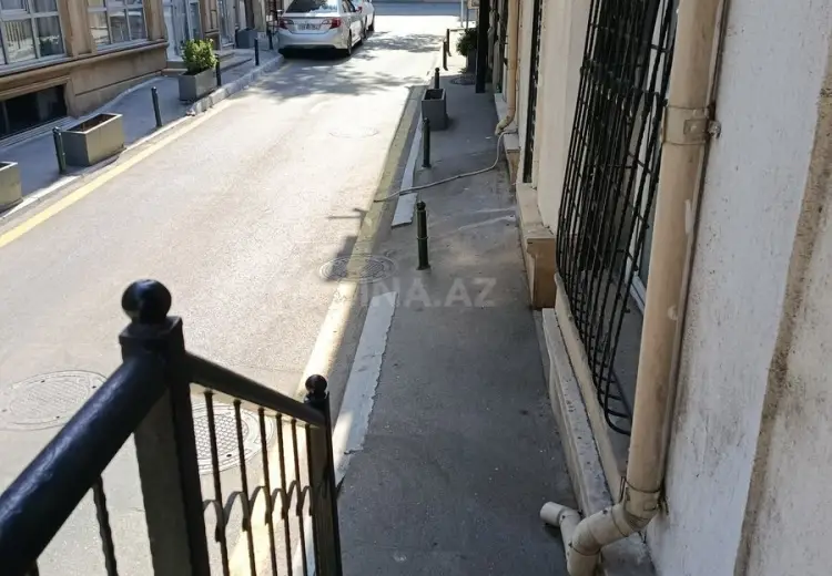 70 m² Obyekt / Ofis Satılır, Yasamal qəs., Yasamal, Bakı