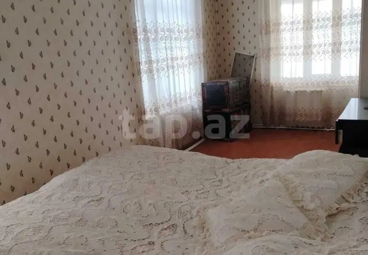 8 otaqlı mənzil , Neftçala