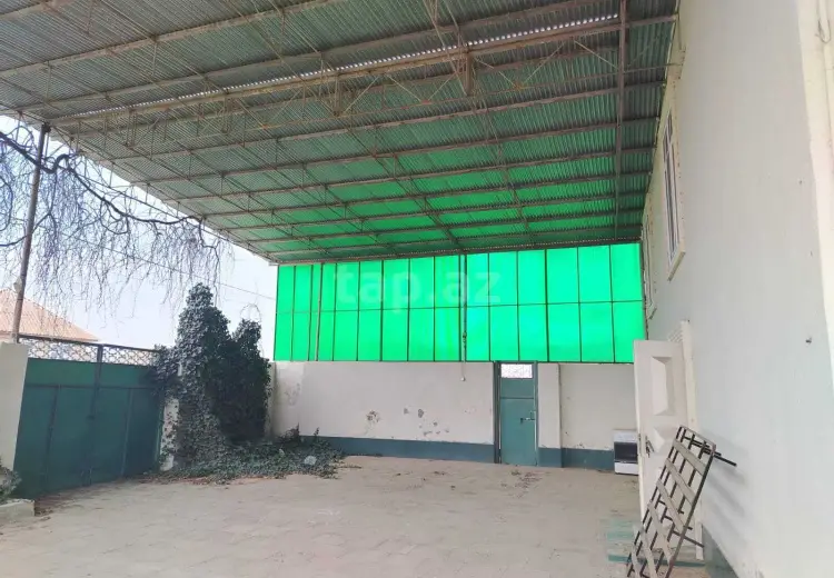 8 otaqlı mənzil , Neftçala