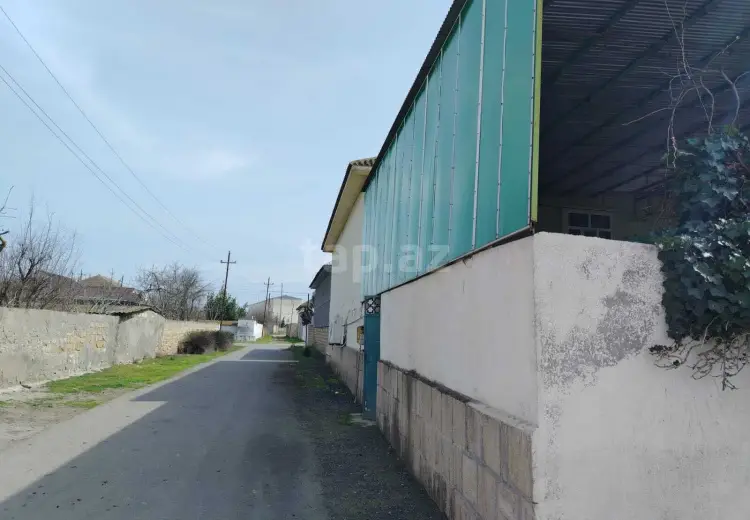 8 otaqlı mənzil , Neftçala