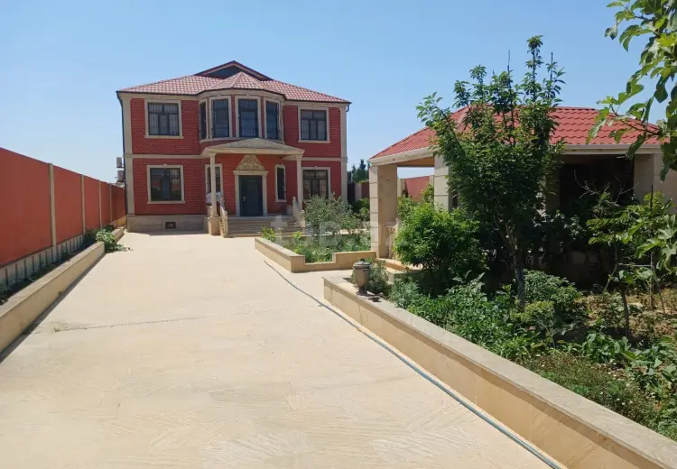 6 otaqlı mənzil , Bakı