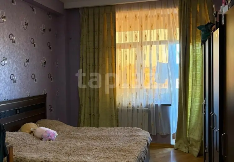 200 AZN - 3 otaqlı mənzil Kirayə (aylıq), Bakı