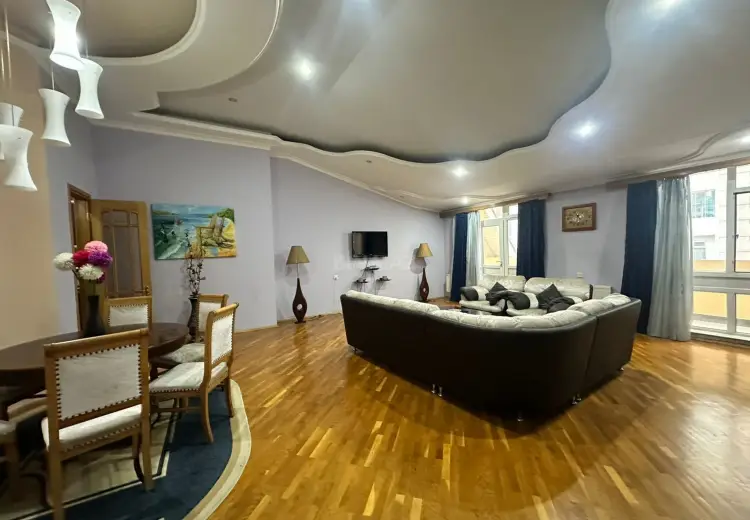 3 otaqlı mənzil Kirayə (aylıq), Yasamal qəs., Yasamal, Bakı