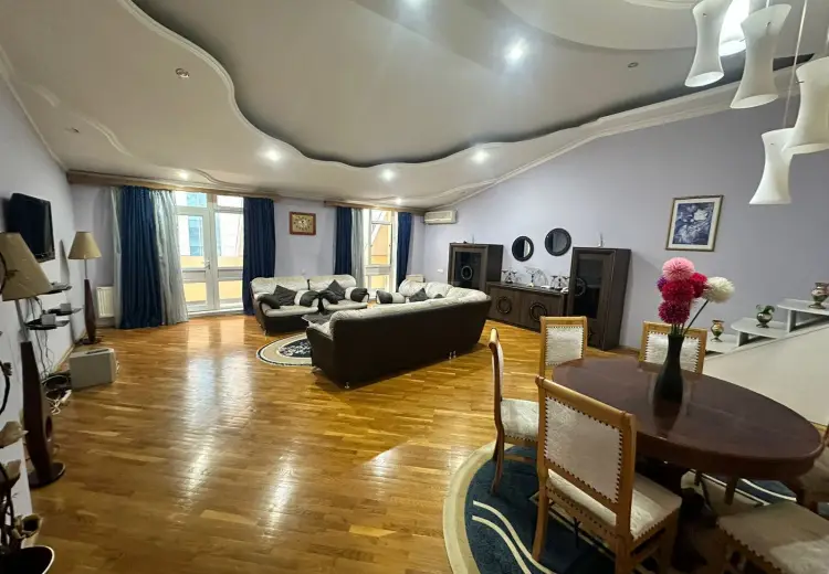 3 otaqlı mənzil Kirayə (aylıq), Yasamal qəs., Yasamal, Bakı