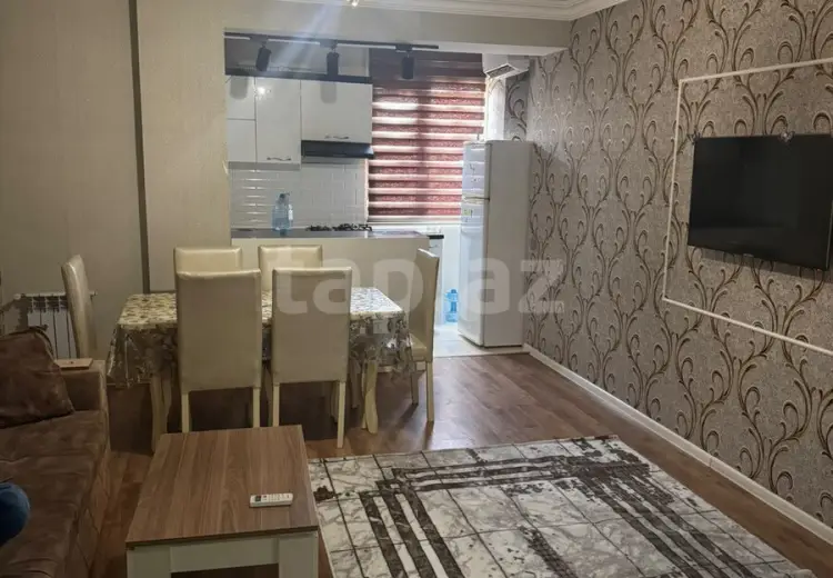 3 otaqlı mənzil , Bakı