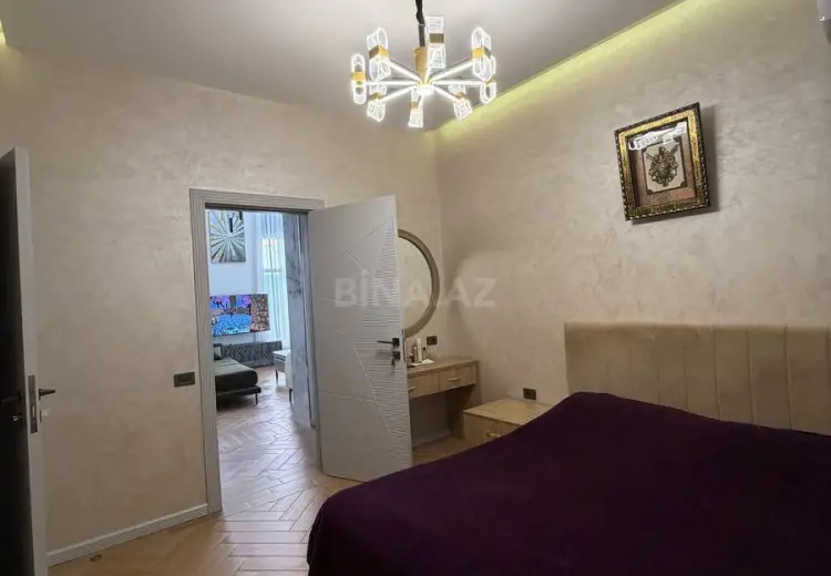 8 otaqlı mənzil Satılır, Badamdar qəs., Səbail, Bakı