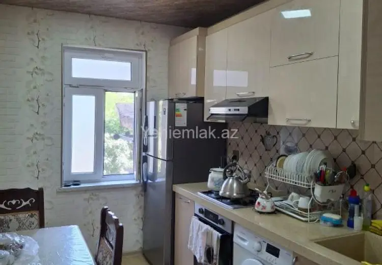 140 000 AZN - 4 otaqlı mənzil Satılır, 10-cu mikrorayon, Sumqayıt