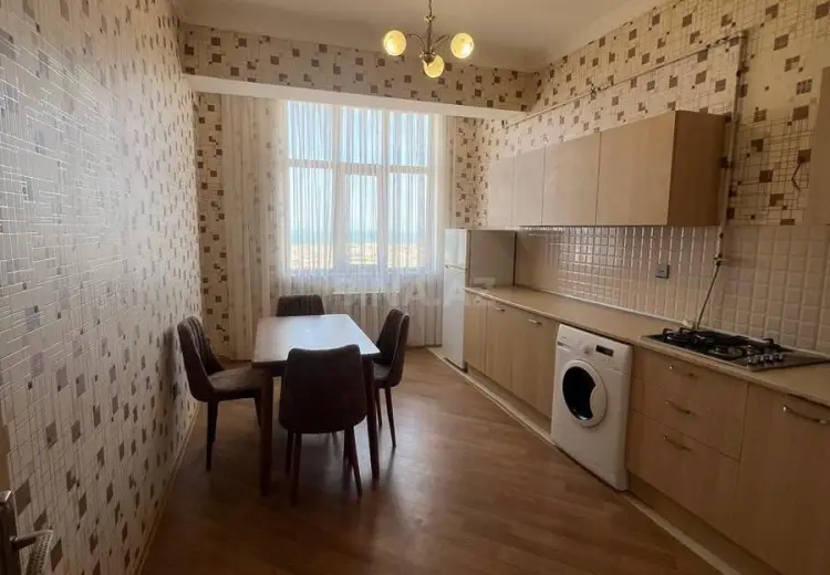 900 AZN - 2 otaqlı mənzil Kirayə (aylıq), Bayıl qəs., Salyan