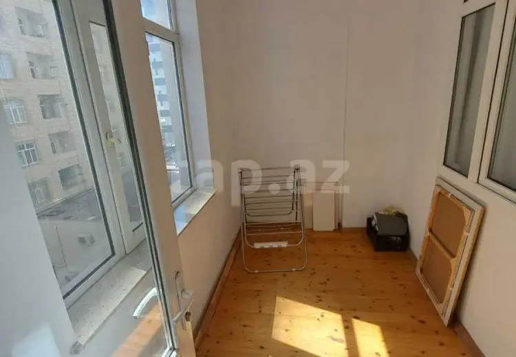 3 otaqlı mənzil , Xırdalan