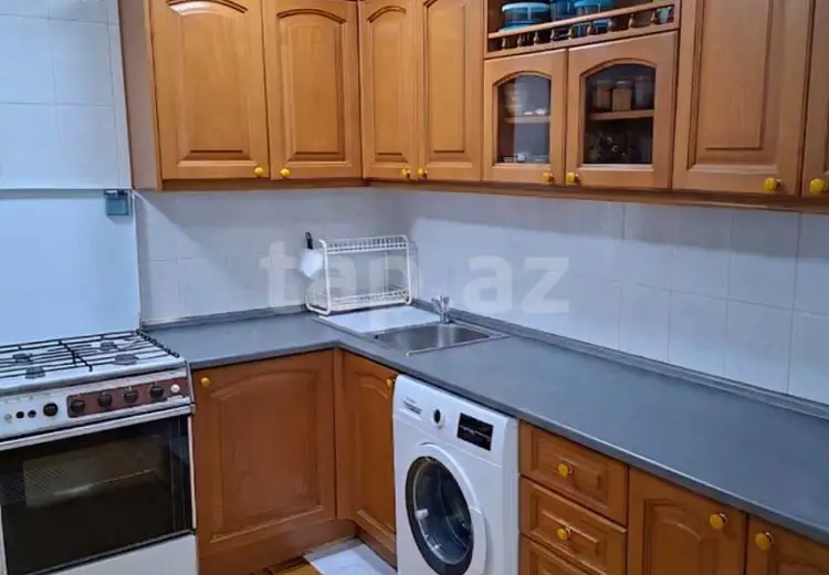 3 otaqlı mənzil , Bakı