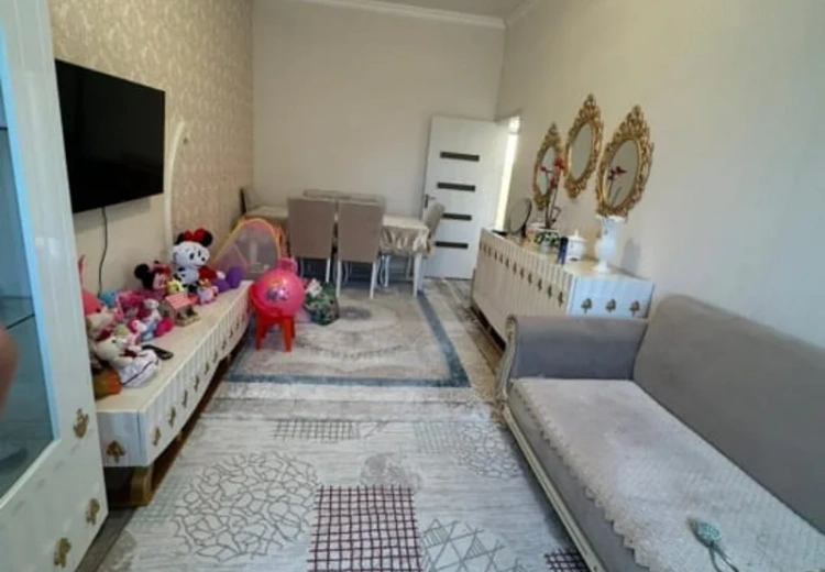 2 otaqlı mənzil Satılır, Bakı