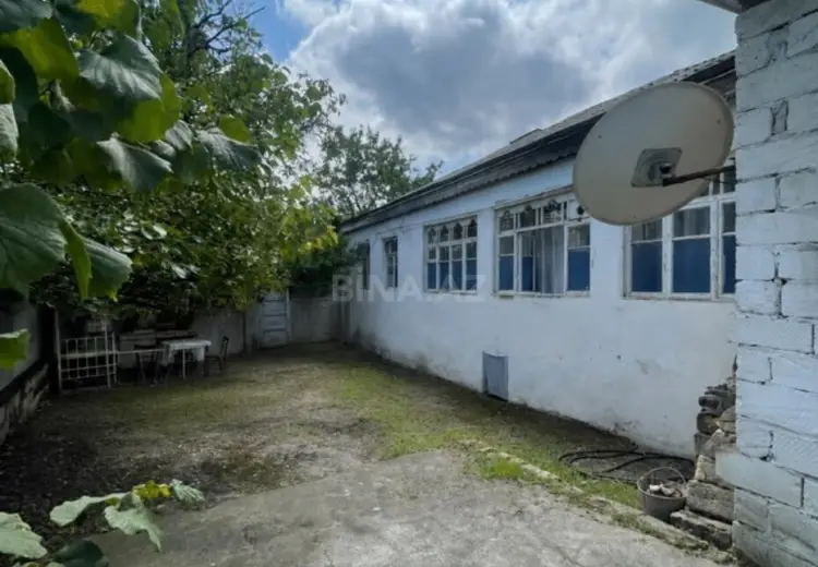 4 otaqlı mənzil Satılır, Quba