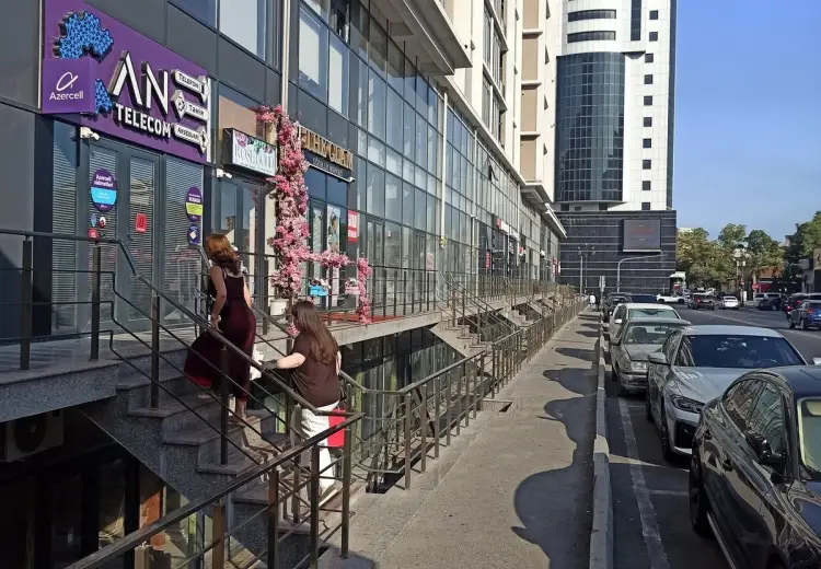39 m² Obyekt / Ofis Kirayə (aylıq), Nərimanov, Bakı