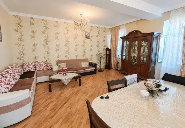8 otaqlı mənzil Satılır, Badamdar qəs., Səbail, Bakı