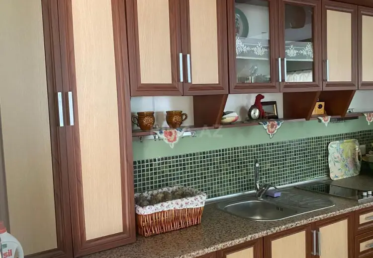 5 otaqlı mənzil Satılır, Şamaxı