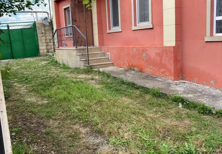 5 otaqlı mənzil Satılır, Şamaxı