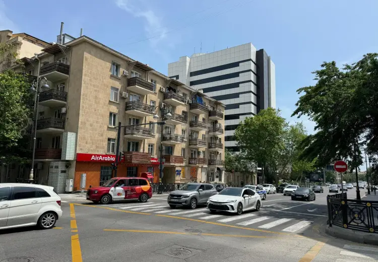 2 otaqlı mənzil , Bakı