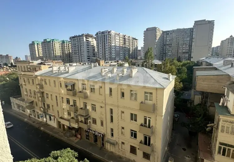 3 otaqlı mənzil , Bakı