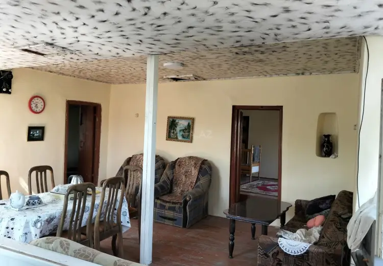4 otaqlı mənzil Satılır, Quba