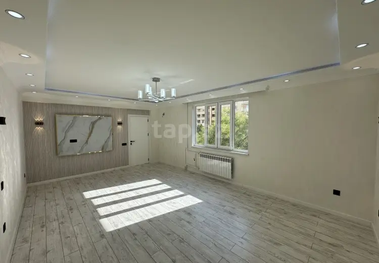 4 otaqlı mənzil , Bakı
