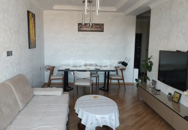 3 otaqlı mənzil , Bakı