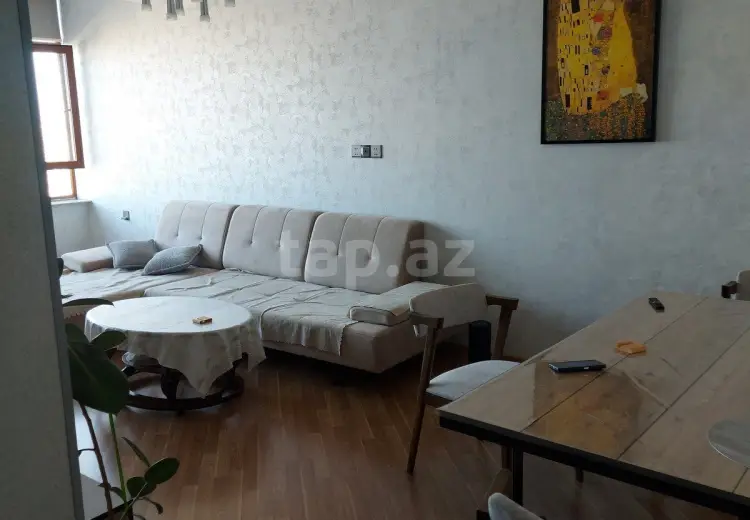 3 otaqlı mənzil , Bakı