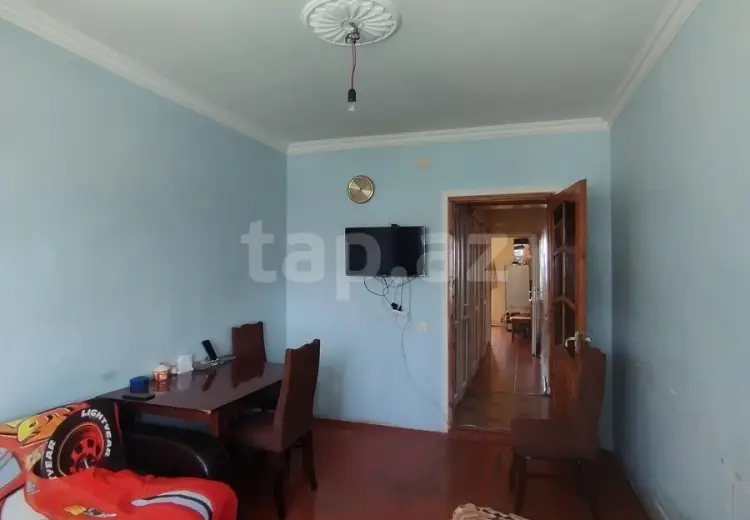 4 otaqlı mənzil , Şəki
