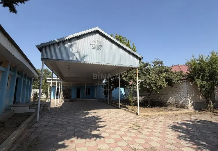1200 m² Obyekt / Ofis Satılır, Beyləqan