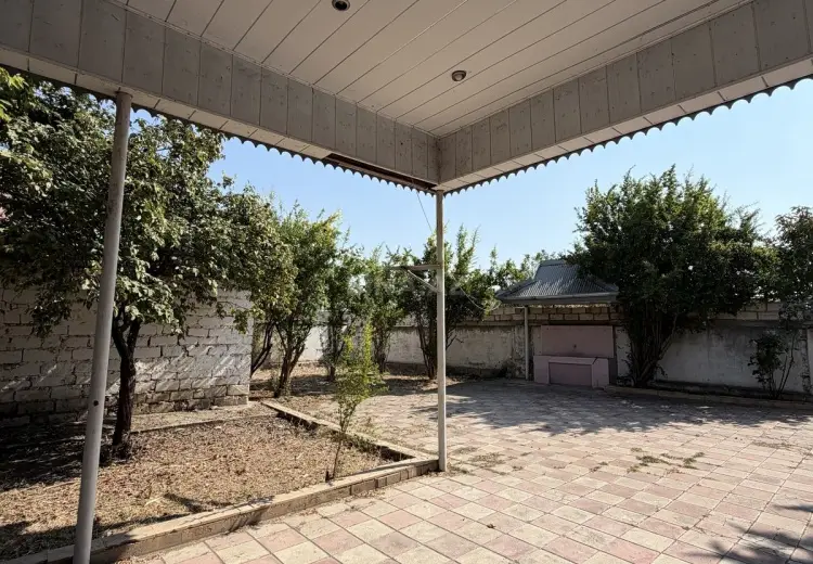 1200 m² Obyekt / Ofis Satılır, Beyləqan