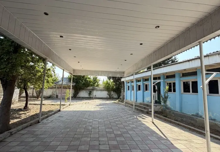 1200 m² Obyekt / Ofis Satılır, Beyləqan
