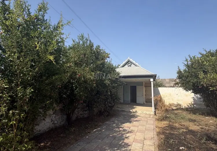 1200 m² Obyekt / Ofis Satılır, Beyləqan