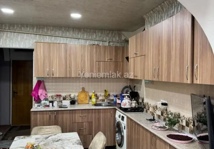 2 otaqlı mənzil Satılır, Bakı