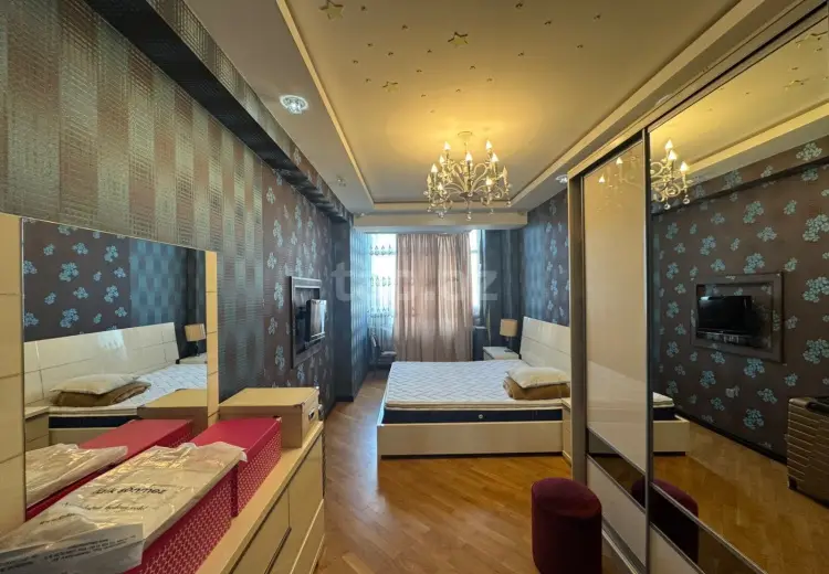 3 otaqlı mənzil , Bakı