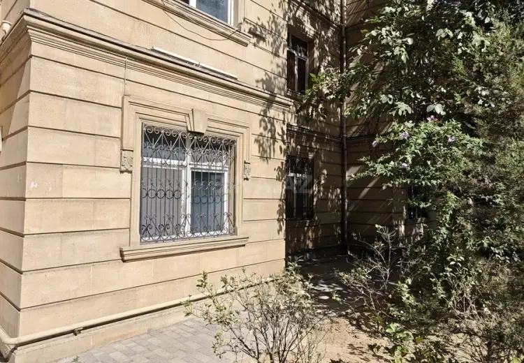 42 m² Obyekt / Ofis Satılır, Nərimanov, Bakı