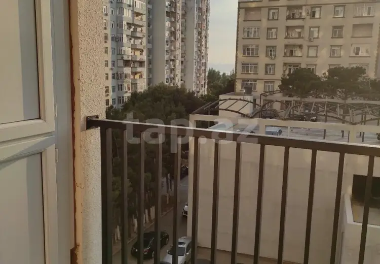 3 otaqlı mənzil , Bakı